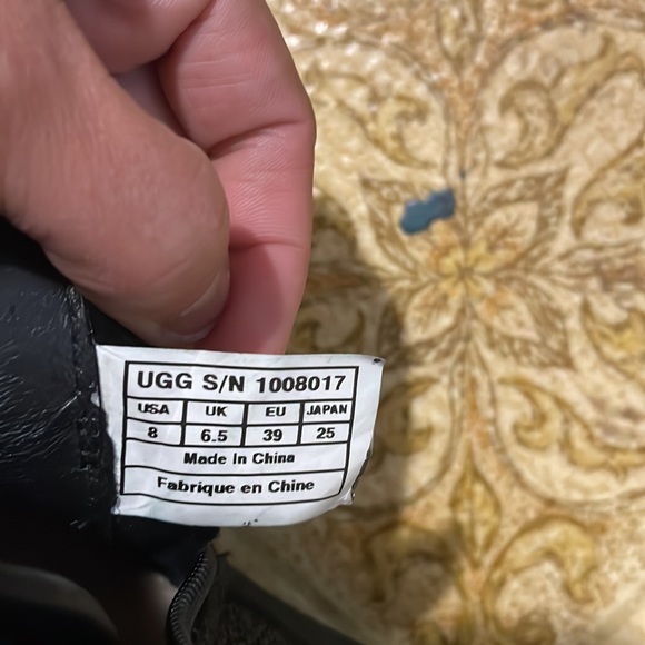 UGG Women's Indra Ankle Boot Black Wedge Waterproof size 8 - Picture 8 of 8